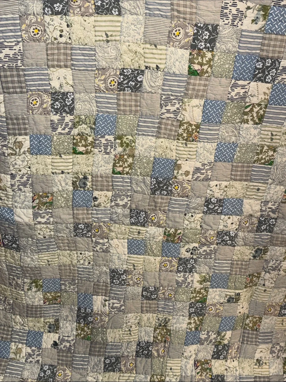 [EUC] GARNET HILL Postage Stamp Cotton Patchwork Quilt Twin Size